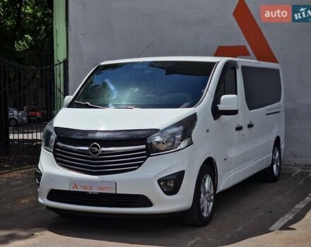 Белый Опель Виваро, объемом двигателя 1.6 л и пробегом 192 тыс. км за 14990 $, фото 5 на Automoto.ua