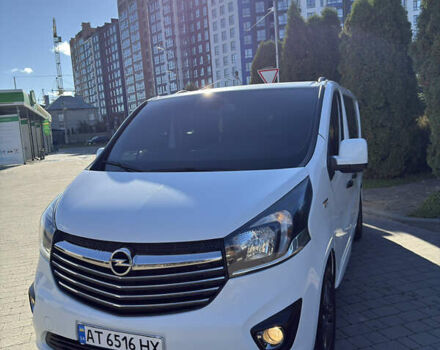 Білий Опель Віваро, об'ємом двигуна 1.6 л та пробігом 243 тис. км за 16200 $, фото 7 на Automoto.ua