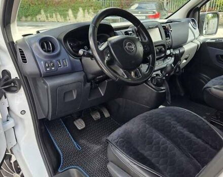 Білий Опель Віваро, об'ємом двигуна 1.6 л та пробігом 152 тис. км за 14700 $, фото 11 на Automoto.ua