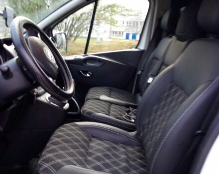 Білий Опель Віваро, об'ємом двигуна 1.6 л та пробігом 282 тис. км за 370 $, фото 2 на Automoto.ua