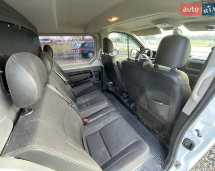 Белый Опель Виваро, объемом двигателя 1.6 л и пробегом 266 тыс. км за 12999 $, фото 34 на Automoto.ua