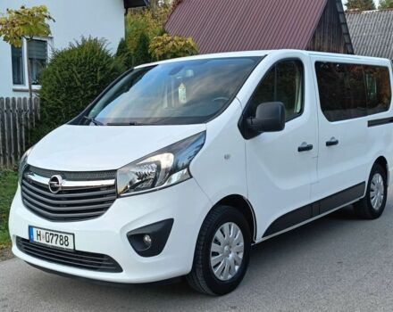 Білий Опель Віваро, об'ємом двигуна 1.6 л та пробігом 136 тис. км за 9700 $, фото 2 на Automoto.ua