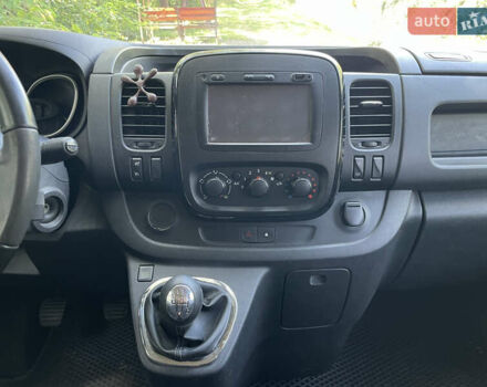 Белый Опель Виваро, объемом двигателя 1.6 л и пробегом 264 тыс. км за 14400 $, фото 16 на Automoto.ua