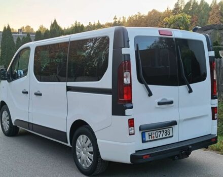 Белый Опель Виваро, объемом двигателя 1.6 л и пробегом 136 тыс. км за 11000 $, фото 5 на Automoto.ua