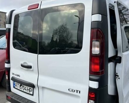 Белый Опель Виваро, объемом двигателя 1.6 л и пробегом 300 тыс. км за 16500 $, фото 4 на Automoto.ua