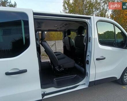 Белый Опель Виваро, объемом двигателя 1.6 л и пробегом 136 тыс. км за 12500 $, фото 11 на Automoto.ua