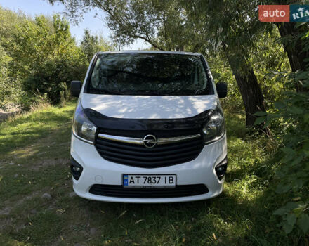 Белый Опель Виваро, объемом двигателя 1.6 л и пробегом 264 тыс. км за 14400 $, фото 9 на Automoto.ua