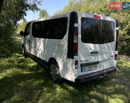 Белый Опель Виваро, объемом двигателя 1.6 л и пробегом 260 тыс. км за 12900 $, фото 8 на Automoto.ua
