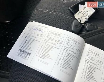 Белый Опель Виваро, объемом двигателя 1.6 л и пробегом 122 тыс. км за 16300 $, фото 16 на Automoto.ua