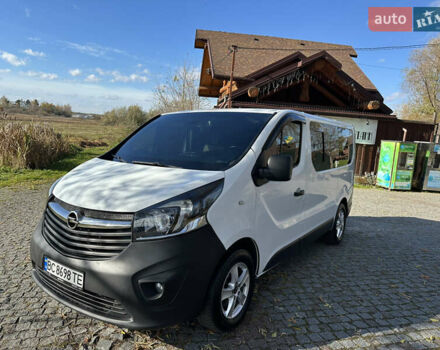 Белый Опель Виваро, объемом двигателя 1.6 л и пробегом 272 тыс. км за 12999 $, фото 10 на Automoto.ua