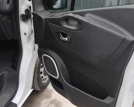 Белый Опель Виваро, объемом двигателя 1.6 л и пробегом 238 тыс. км за 13500 $, фото 20 на Automoto.ua