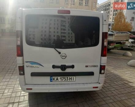 Белый Опель Виваро, объемом двигателя 1.6 л и пробегом 230 тыс. км за 16000 $, фото 21 на Automoto.ua