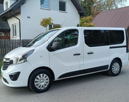 Белый Опель Виваро, объемом двигателя 1.6 л и пробегом 136 тыс. км за 11000 $, фото 3 на Automoto.ua