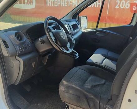Белый Опель Виваро, объемом двигателя 1.6 л и пробегом 275 тыс. км за 12500 $, фото 13 на Automoto.ua