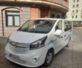 Белый Опель Виваро, объемом двигателя 1.6 л и пробегом 230 тыс. км за 16000 $, фото 2 на Automoto.ua