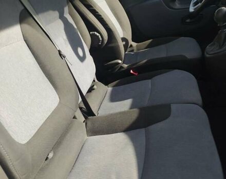 Білий Опель Віваро, об'ємом двигуна 1.6 л та пробігом 178 тис. км за 16300 $, фото 17 на Automoto.ua