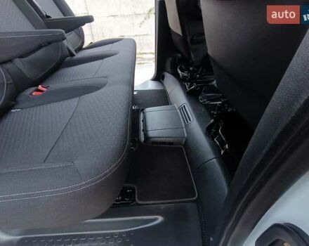 Белый Опель Виваро, объемом двигателя 1.6 л и пробегом 136 тыс. км за 12500 $, фото 14 на Automoto.ua