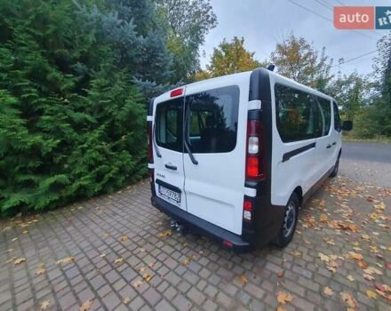 Белый Опель Виваро, объемом двигателя 1.6 л и пробегом 167 тыс. км за 13000 $, фото 3 на Automoto.ua