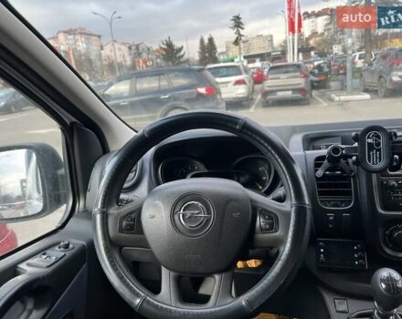 Белый Опель Виваро, объемом двигателя 1.6 л и пробегом 300 тыс. км за 16500 $, фото 10 на Automoto.ua