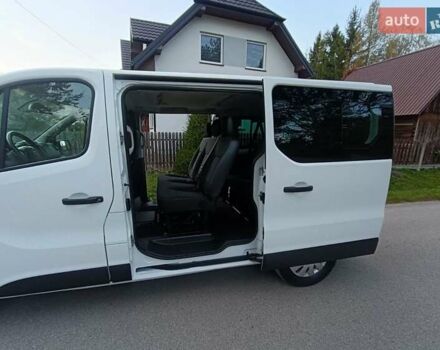 Белый Опель Виваро, объемом двигателя 1.6 л и пробегом 136 тыс. км за 12500 $, фото 19 на Automoto.ua