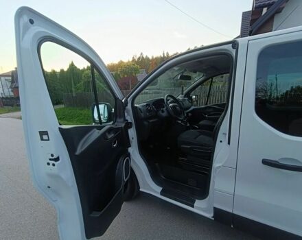 Белый Опель Виваро, объемом двигателя 1.6 л и пробегом 136 тыс. км за 11000 $, фото 9 на Automoto.ua