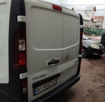 Белый Опель Виваро, объемом двигателя 1.6 л и пробегом 220 тыс. км за 11495 $, фото 9 на Automoto.ua