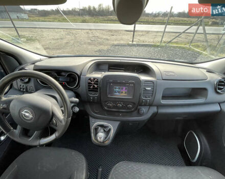 Белый Опель Виваро, объемом двигателя 1.6 л и пробегом 266 тыс. км за 12999 $, фото 38 на Automoto.ua