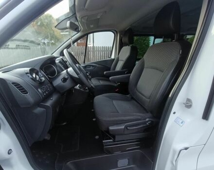 Белый Опель Виваро, объемом двигателя 1.6 л и пробегом 136 тыс. км за 11000 $, фото 12 на Automoto.ua