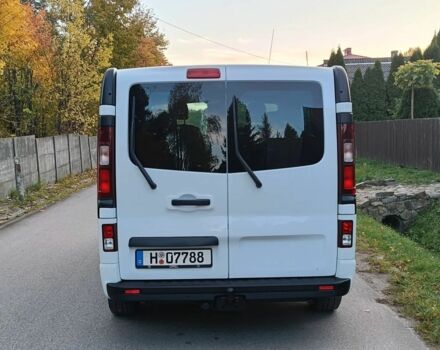 Белый Опель Виваро, объемом двигателя 1.6 л и пробегом 136 тыс. км за 11000 $, фото 6 на Automoto.ua