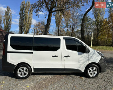 Белый Опель Виваро, объемом двигателя 1.6 л и пробегом 272 тыс. км за 12999 $, фото 9 на Automoto.ua