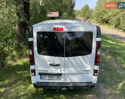 Белый Опель Виваро, объемом двигателя 1.6 л и пробегом 264 тыс. км за 14400 $, фото 6 на Automoto.ua