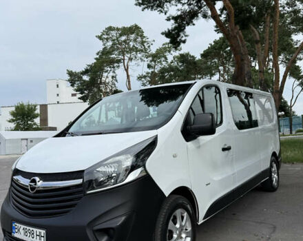 Белый Опель Виваро, объемом двигателя 1.6 л и пробегом 280 тыс. км за 13900 $, фото 6 на Automoto.ua