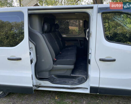 Белый Опель Виваро, объемом двигателя 1.6 л и пробегом 264 тыс. км за 14400 $, фото 15 на Automoto.ua