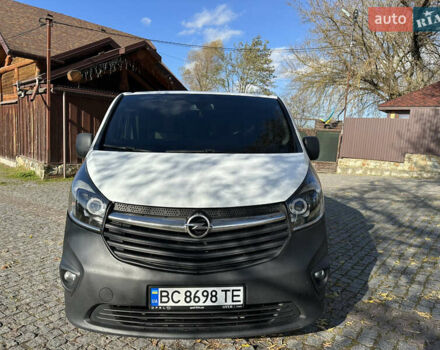 Белый Опель Виваро, объемом двигателя 1.6 л и пробегом 272 тыс. км за 12999 $, фото 6 на Automoto.ua