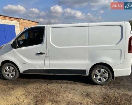 Белый Опель Виваро, объемом двигателя 1.6 л и пробегом 295 тыс. км за 11800 $, фото 6 на Automoto.ua