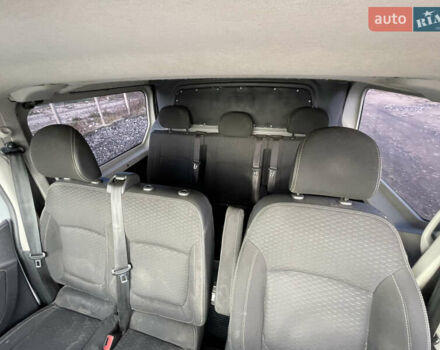 Белый Опель Виваро, объемом двигателя 1.6 л и пробегом 266 тыс. км за 12999 $, фото 26 на Automoto.ua