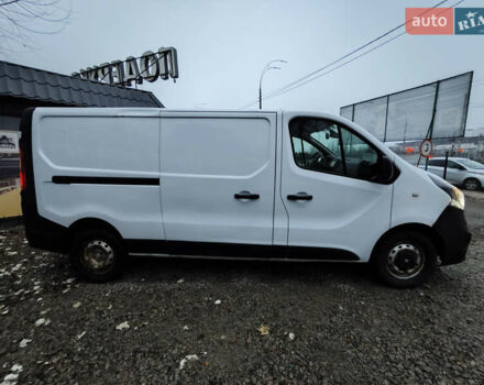 Білий Опель Віваро, об'ємом двигуна 1.6 л та пробігом 248 тис. км за 12000 $, фото 3 на Automoto.ua