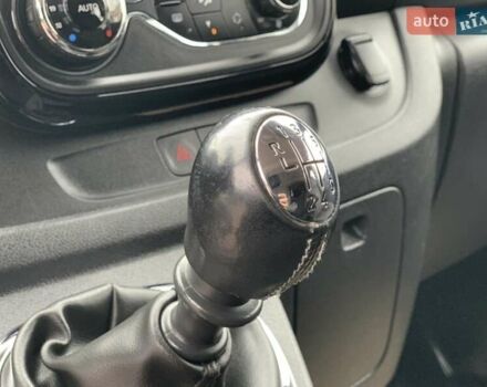 Белый Опель Виваро, объемом двигателя 1.6 л и пробегом 189 тыс. км за 17950 $, фото 24 на Automoto.ua