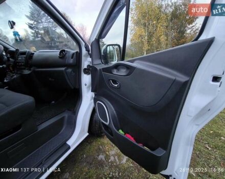 Белый Опель Виваро, объемом двигателя 1.6 л и пробегом 254 тыс. км за 16999 $, фото 12 на Automoto.ua