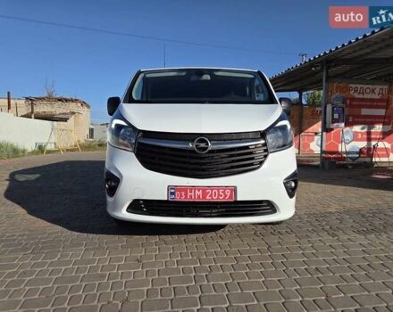 Белый Опель Виваро, объемом двигателя 1.6 л и пробегом 245 тыс. км за 14800 $, фото 21 на Automoto.ua