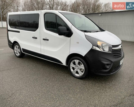 Білий Опель Віваро, об'ємом двигуна 1.6 л та пробігом 183 тис. км за 14900 $, фото 6 на Automoto.ua