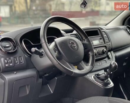 Белый Опель Виваро, объемом двигателя 1.6 л и пробегом 189 тыс. км за 17950 $, фото 18 на Automoto.ua