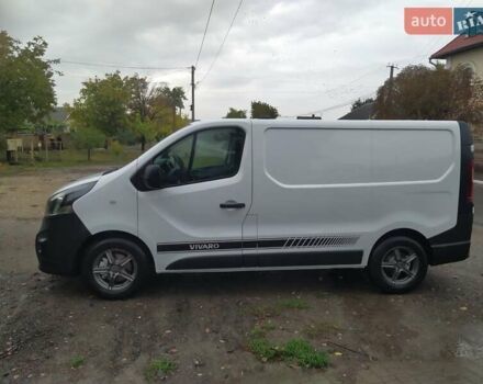Белый Опель Виваро, объемом двигателя 1.6 л и пробегом 237 тыс. км за 13800 $, фото 3 на Automoto.ua