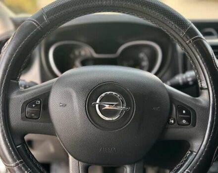 Белый Опель Виваро, объемом двигателя 1.6 л и пробегом 195 тыс. км за 18200 $, фото 16 на Automoto.ua