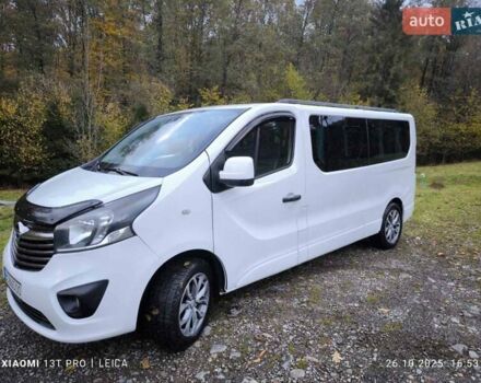 Белый Опель Виваро, объемом двигателя 1.6 л и пробегом 254 тыс. км за 16999 $, фото 2 на Automoto.ua