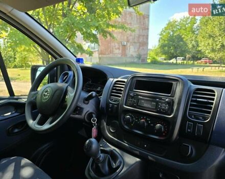 Белый Опель Виваро, объемом двигателя 1.6 л и пробегом 160 тыс. км за 14500 $, фото 28 на Automoto.ua