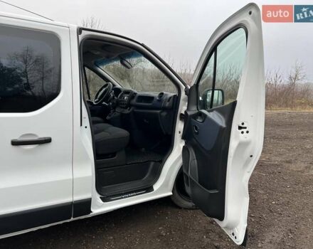 Білий Опель Віваро, об'ємом двигуна 1.6 л та пробігом 211 тис. км за 15800 $, фото 12 на Automoto.ua
