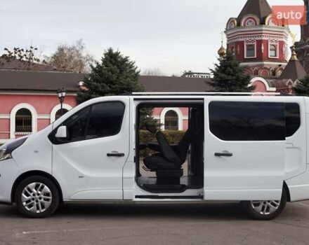 Белый Опель Виваро, объемом двигателя 1.6 л и пробегом 195 тыс. км за 18200 $, фото 8 на Automoto.ua