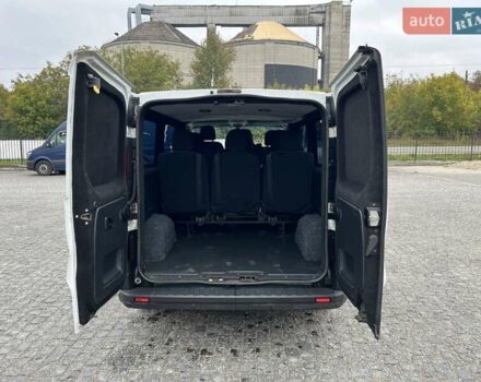 Білий Опель Віваро, об'ємом двигуна 1.6 л та пробігом 209 тис. км за 17500 $, фото 7 на Automoto.ua