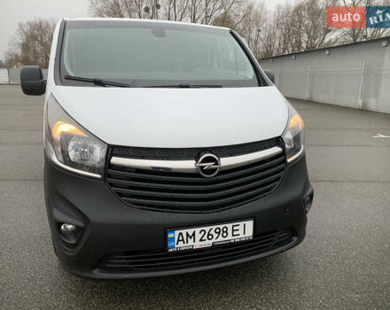 Білий Опель Віваро, об'ємом двигуна 1.6 л та пробігом 183 тис. км за 14900 $, фото 2 на Automoto.ua